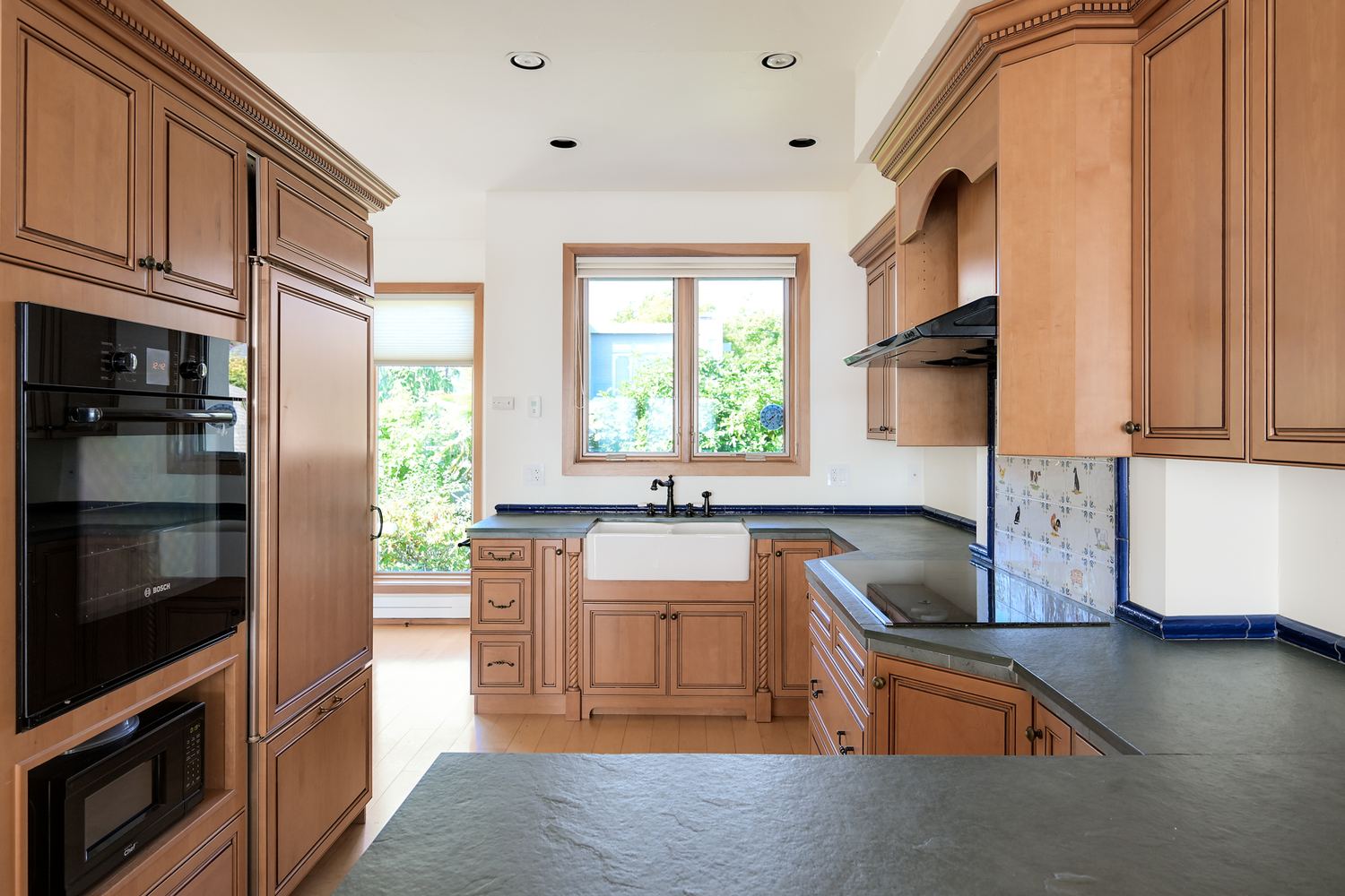 Kitchen with farmhouse sink